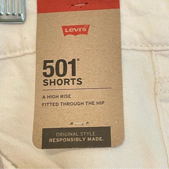Levi’s White High Rise Distressed 501 Button Fly Jean Shorts Size 20W NWT - Picture 5 of 10